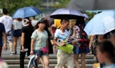 山东局地阵雨伴有7级大风 今日济南气温32℃