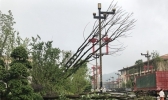 南方强降雨持续 周末华北西北将“降火”