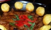 贴饽饽熬小鱼