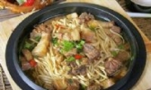 铁锅焖面