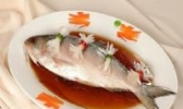 镜泊湖红尾鱼