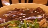 镇江鸭血粉丝汤