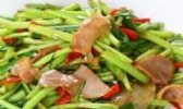 藜蒿炒腊肉