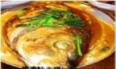 红烧鲤鱼