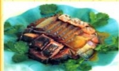 腊味三合蒸
