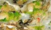 蒜茸粉丝蒸大蚝