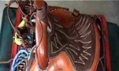 新疆马鞍