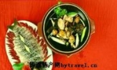 野蘑菇炖鲜鱼