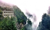 玉龙山氡泉度假村