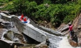 三角山龙潭峡漂流