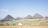 双乳峰景区