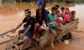 柬埔寨洪水致11人死亡 共计8.7万人无家可归