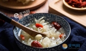冬季可以吃银耳汤吗 冬天喝银耳汤有什么好处