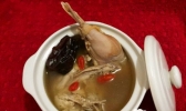 红枣枸野鸡汤的做法