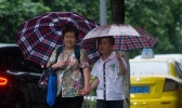 今明两天江苏雨势较猛烈 气温均在30℃以下体感凉快