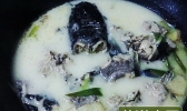 奶汤鲶鱼的做法
