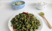 橄榄菜炒豆角段的做法