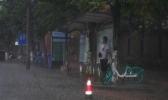 今起海南迎大范围强降雨 大部地区高温暂缓仅30℃出头