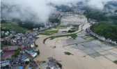 南方多地暴雨引发洪涝灾害 滑坡泥石流等次生灾害多发