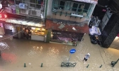 台风“天鸽”吹袭澳门 已造成至少三死两失踪
