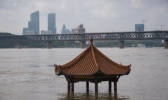 江苏梅雨第38天雨量是常年2.27倍 全省共有39站水位超警超保