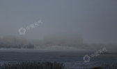 【新疆】哈巴河县落雪后雾中的清晨