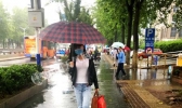 安徽强降雨致高速交通管制 今明天合肥等4市局地仍有暴雨
