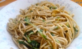 青菜鸡蛋炒面的做法