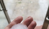 鸡蛋大的冰雹突袭通辽市保康镇