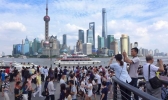 十一当天全国接待游客近亿人次 实现旅游收入766.5亿元