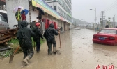 甘肃武都暴雨致山洪泥石流频发 消防营救疏散400余人