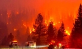 美国山火烧毁了超100万英亩土地 目前已有5人死于大火