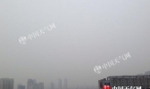 保定石家庄等地大雾迷城 下午起雨水在河北全面铺开