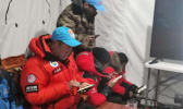 珠峰高程测量登山队冲顶：凌晨2点出发27日登顶