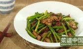 蒜苔香煎肉的做法