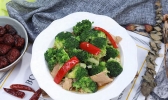 西兰花炒肉的做法 怎么做西兰花炒肉