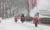 华北迎今冬来最强降雪 江南等地持续湿冷
