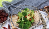 凉拌西兰花怎么拌 家常凉拌西兰花的做法