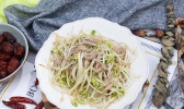 黄豆芽炒肉的做法 家常黄豆芽炒肉做法