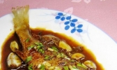 蒜子烧黄鱼的做法