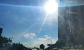 广西持续高温局地冲破37℃ 市民户外要做好防晒措施