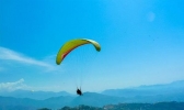 玩滑翔伞要多少钱 博卡拉滑翔伞公司推荐
