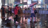 西南地区暴雨肆虐普遍30℃以下 华北黄淮等地有阵雨或雷阵雨