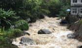 陕西安康洪涝灾害致5死4失踪 今日安康仍将有暴雨
