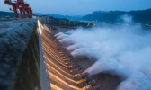 长江第2号洪水平稳通过三峡大坝 预计21日可能迎来新一轮降雨