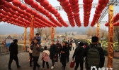 河南驻马店：阴雨结束 老乐山景区游人如织