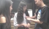 女生被陌生男袭胸后反遭辱骂具体怎么回事？具体经过如何？