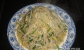 韭菜炒豆芽的做法