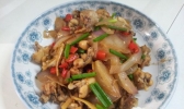 洋葱辣炒田鸡的做法