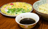 老北京炸酱面有什么特点 老北京炸酱面特点是什么